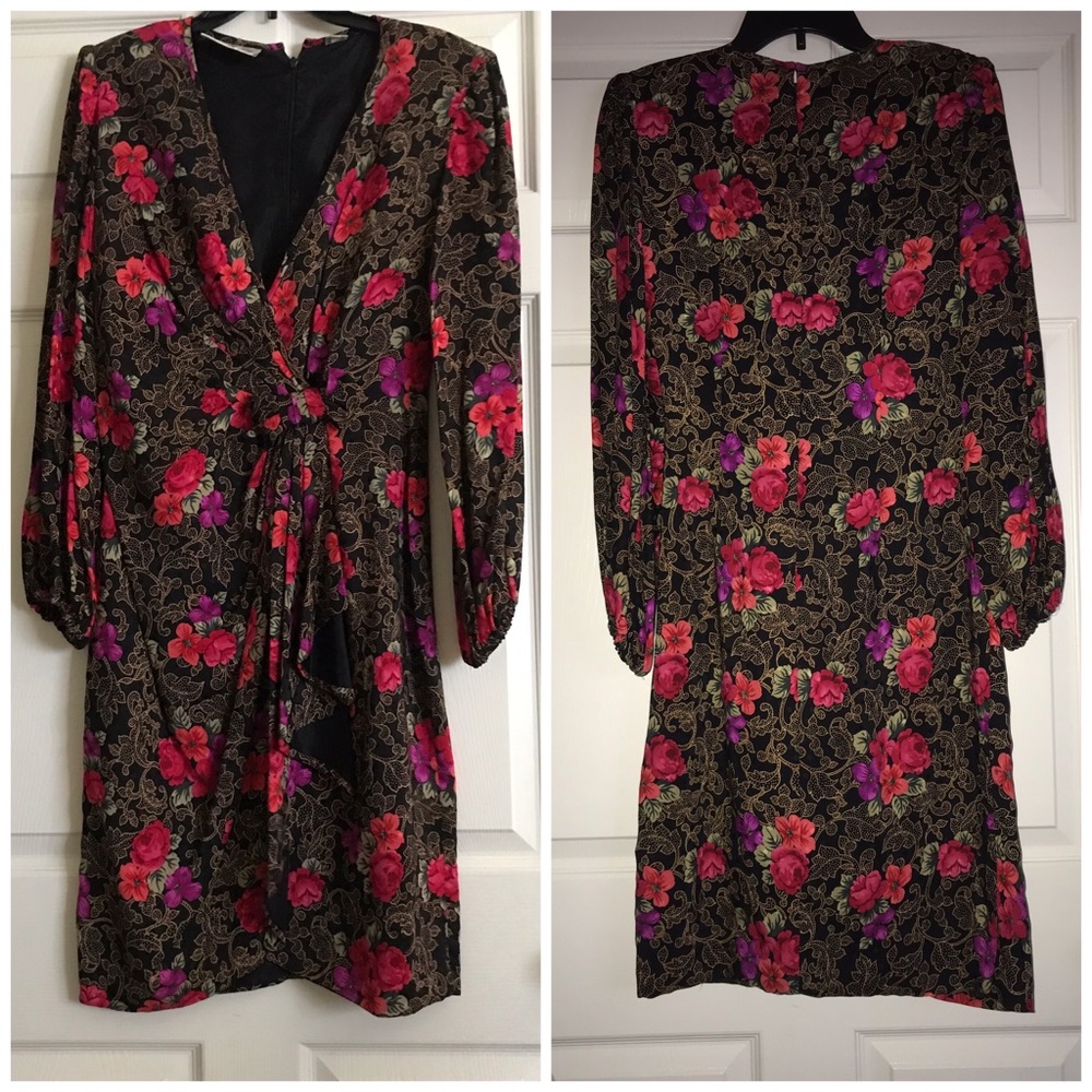 Vintage silk floral dress w/ front bow 💕